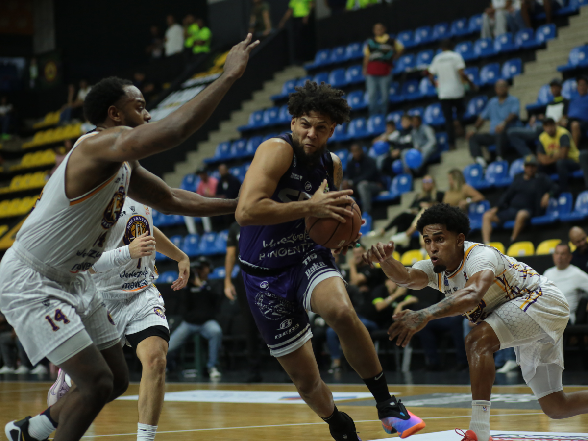 Spartans clasificó a postemporada - Líder en deportes