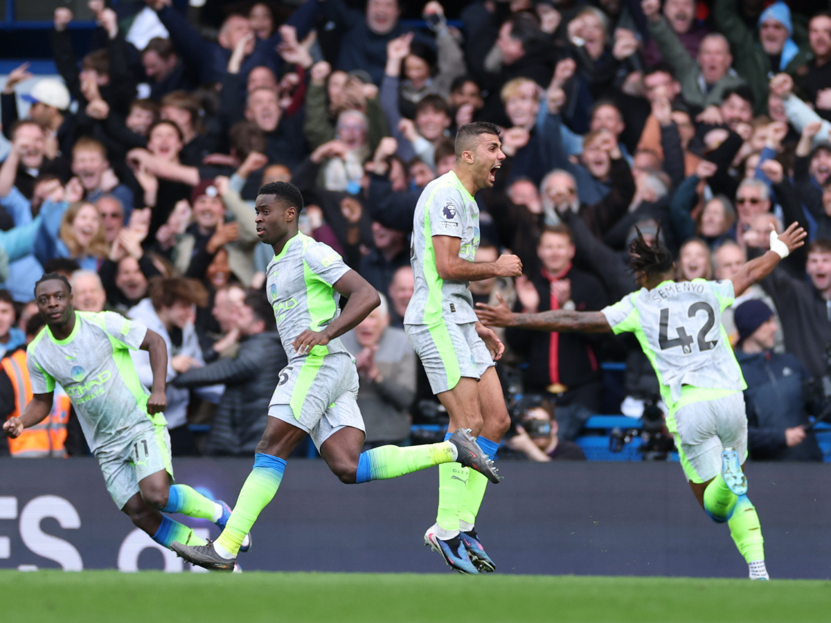 El Manchester City mantiene viva la Premier