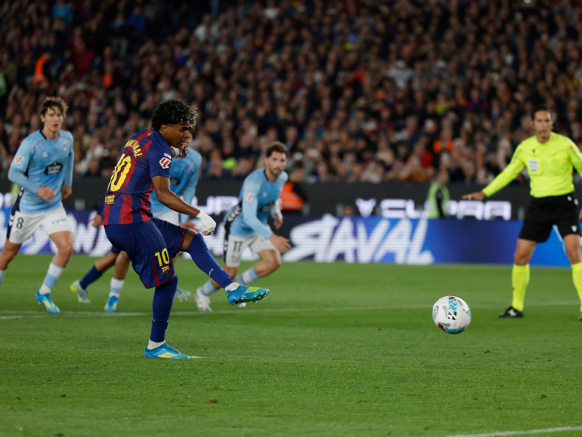 El Barcelona sufrió, pero sacó un triunfo de campeonato