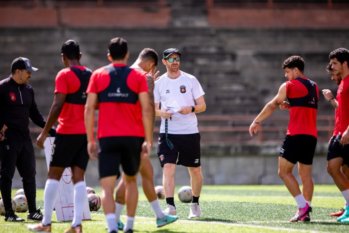 Aristeguieta: "Lo más rescatable son los tres puntos en casa"