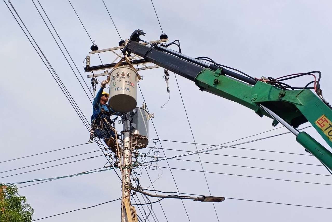 En Cojedes instalan ocho nuevos transformadores en tres municipios