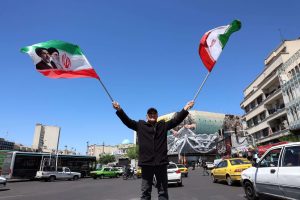 Irán dice que negociará si respetan sus intereses