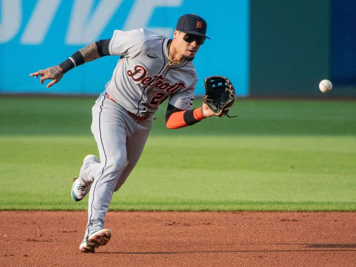 Los Tigres colocaron a Báez y Mize en lista de lesionados