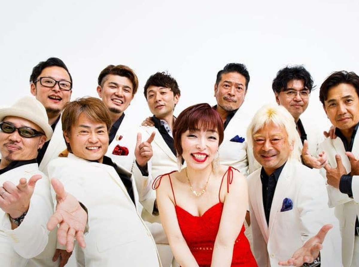 Mago de OS: Luz nipona