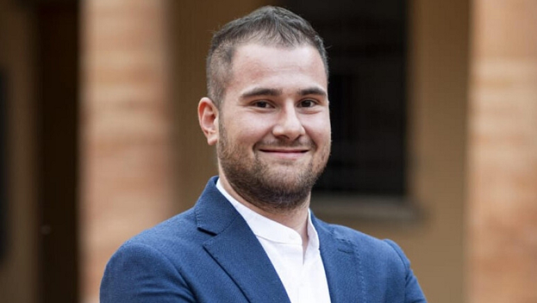 Acusan a conductor de ambulancias de asesinar abuelos, este era su objetivo