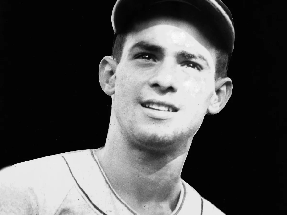 Celebramos los 92 años del legendario Luis Aparicio