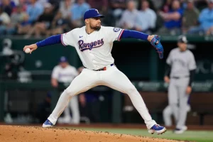 Rangers blanquearon a los Yankees con gran labor de Eovaldi