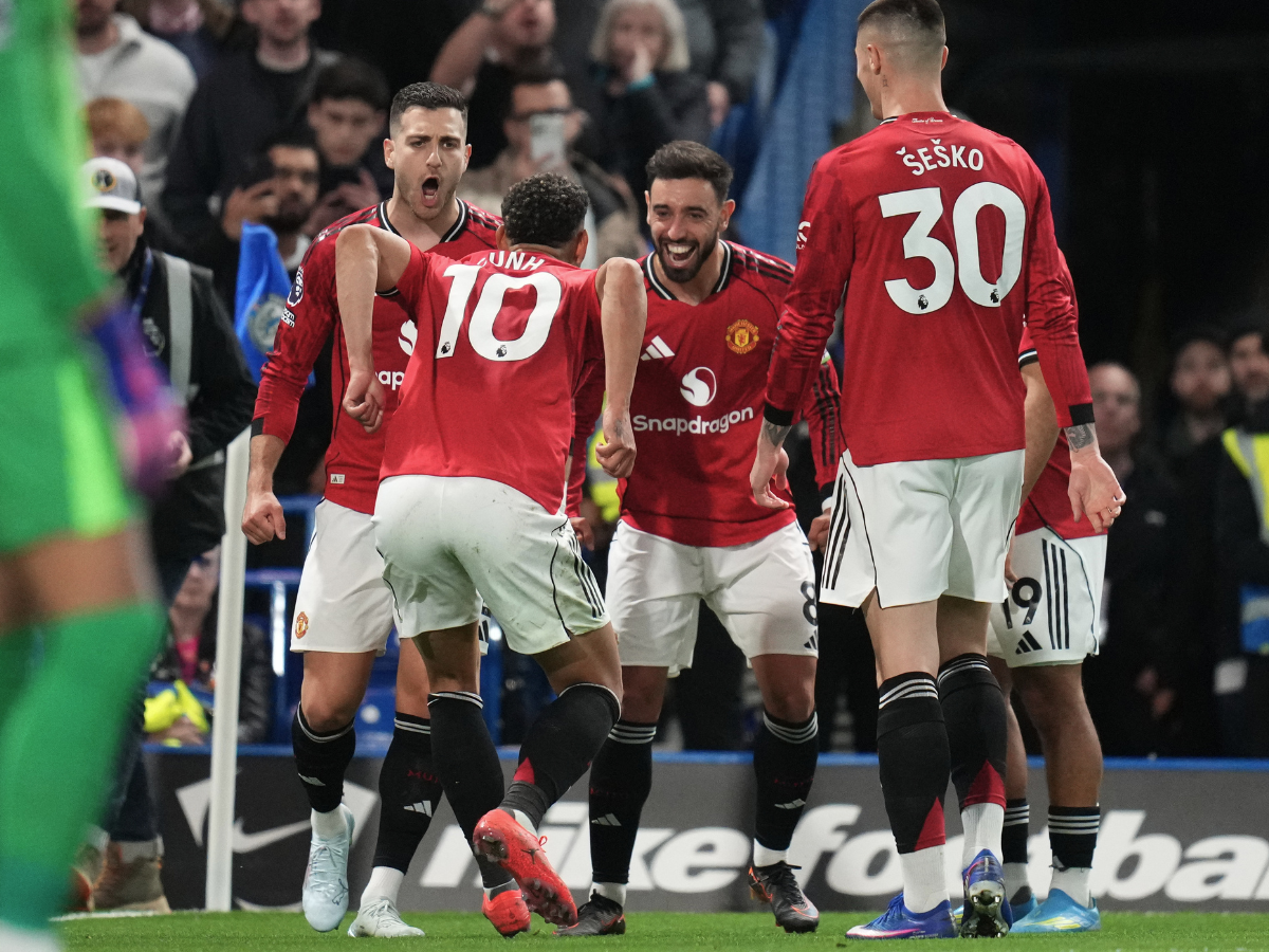 Manchester United da un paso importante al vencer a Chelsea