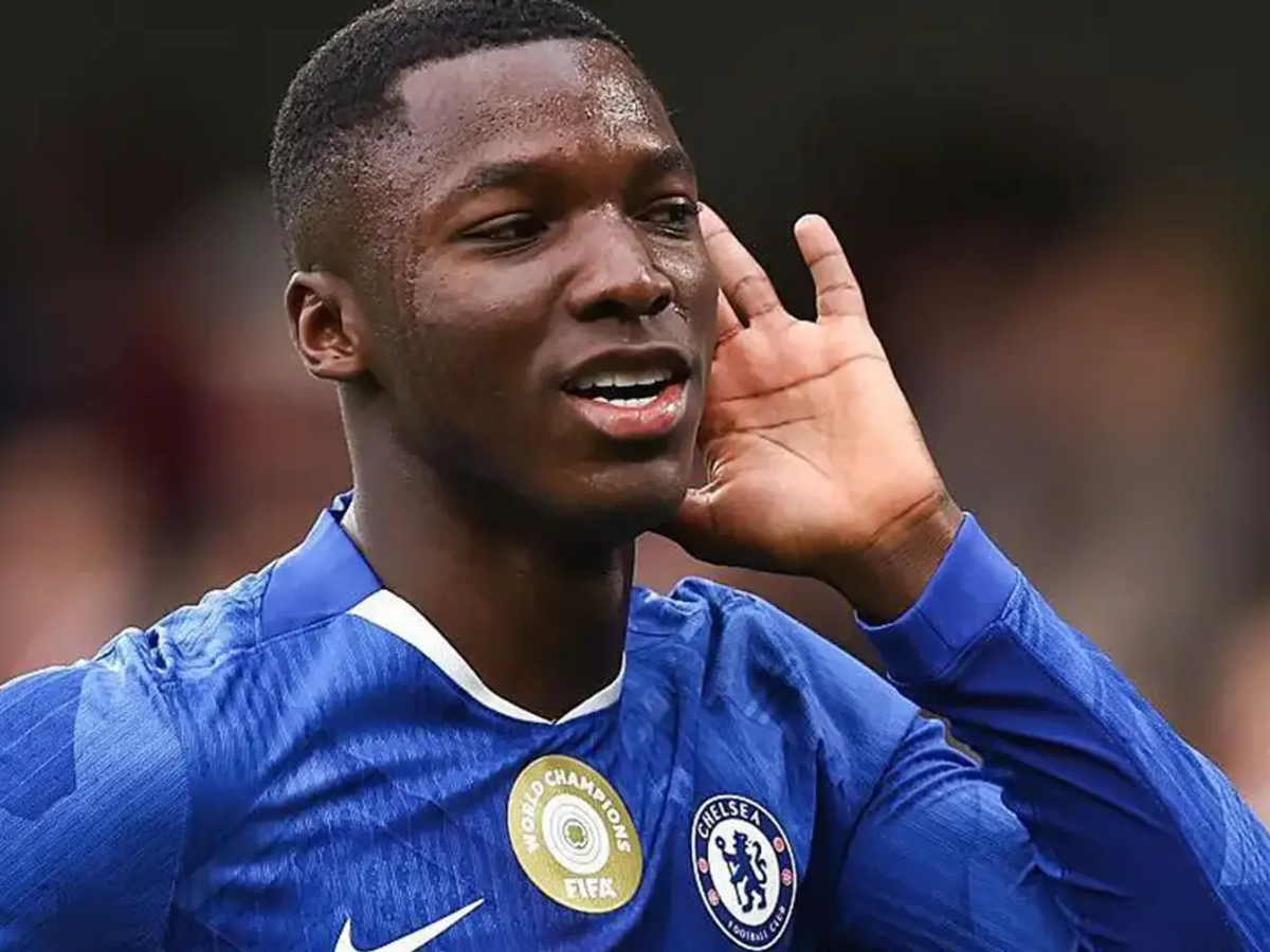 Moisés Caicedo será del Chelsea hasta 2033