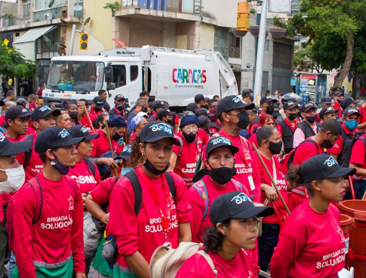 Despliegan plan especial de recolección de desechos en Caracas