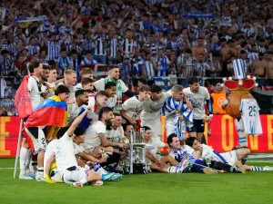 Por una vez, el fútbol nacional suena