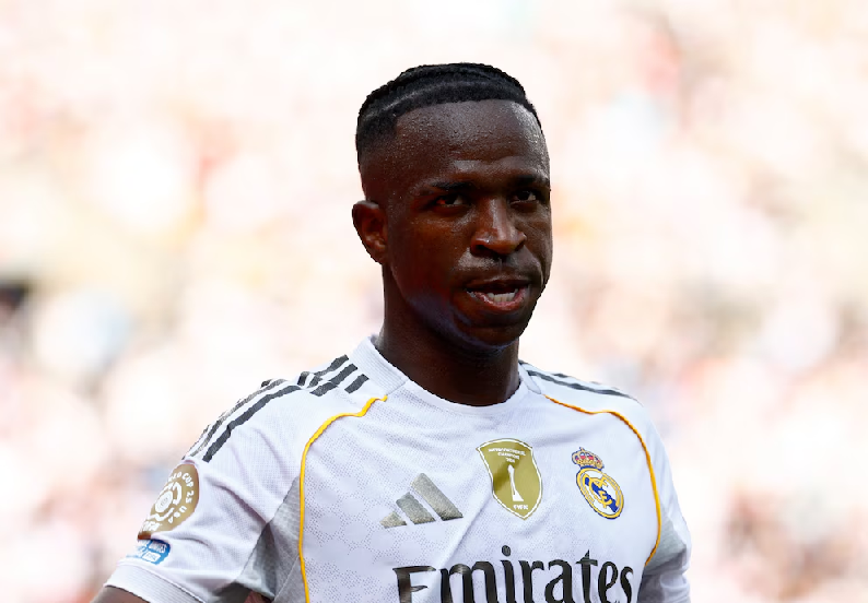 El tenso cruce entre dos figuras del Real Madrid durante la derrota en la Champions League que dio que hablar