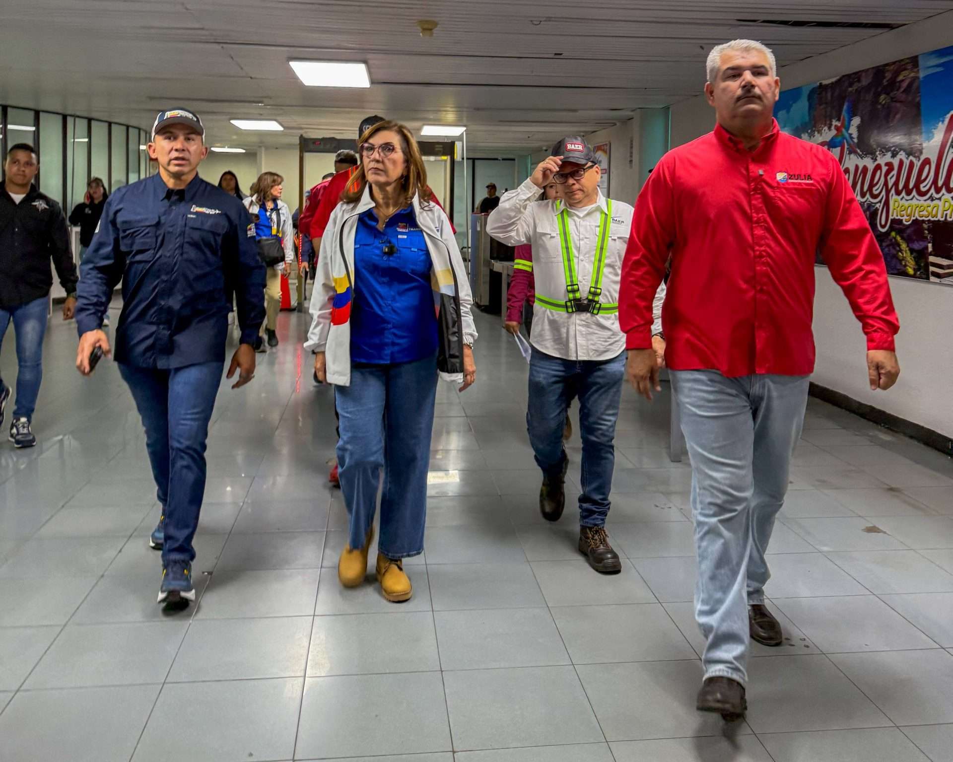 Ministra Faria inspecciona trabajos de rehabilitación del Aeropuerto La Chinita