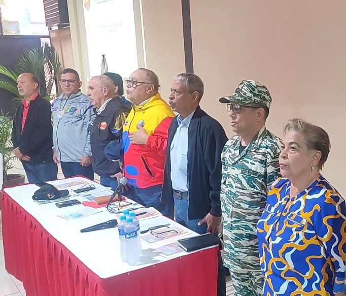 Trabajadores andinos afinan detalles para la peregrinación contra las sanciones