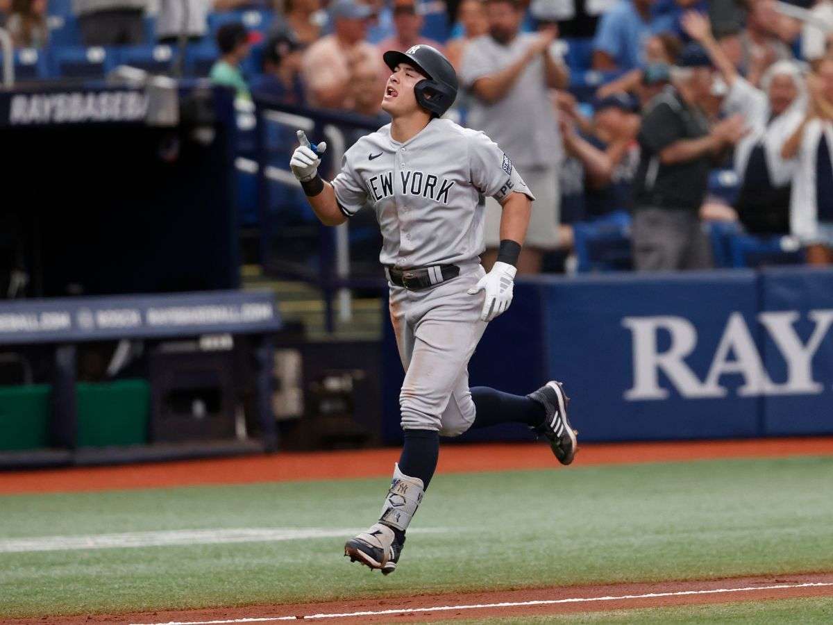 Los Yankees ascienden a Volpe tras lesión de Caballero