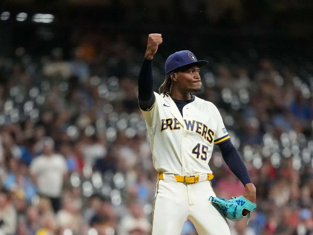 Abner Uribe suspendido por los gestos ante los Cardenales