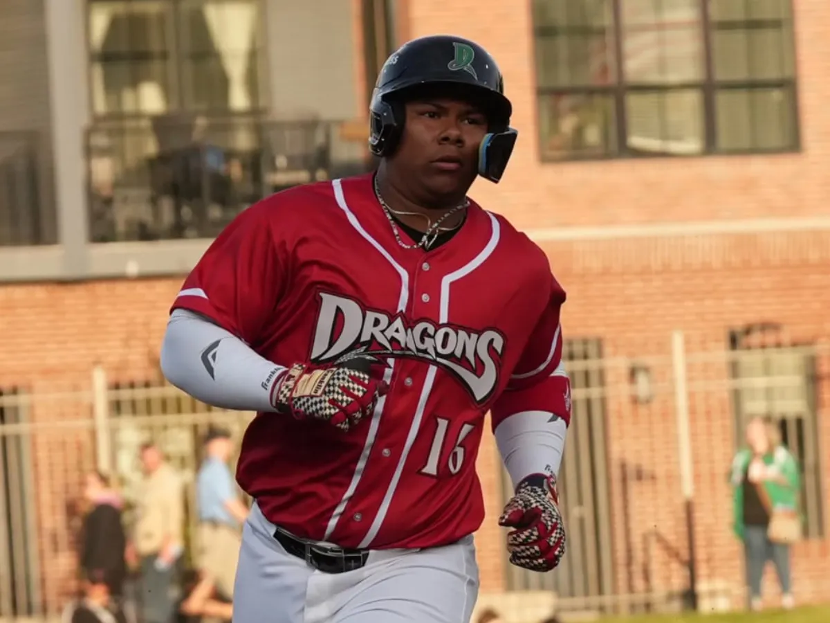 Alfredo Duno explota en las granjas de Cincinnati