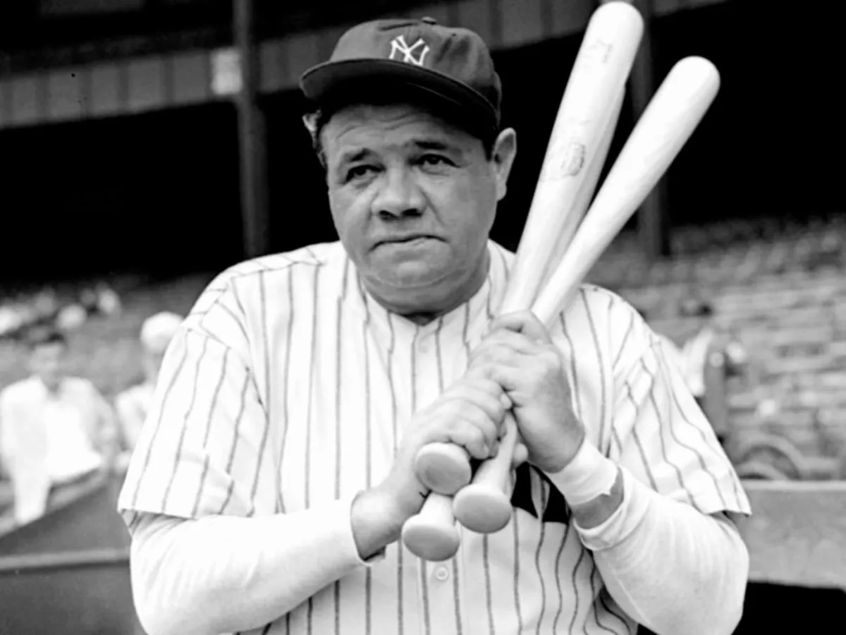 Babe Ruth llamado “Bicho Raro”, por tantos jonrones que conectaba