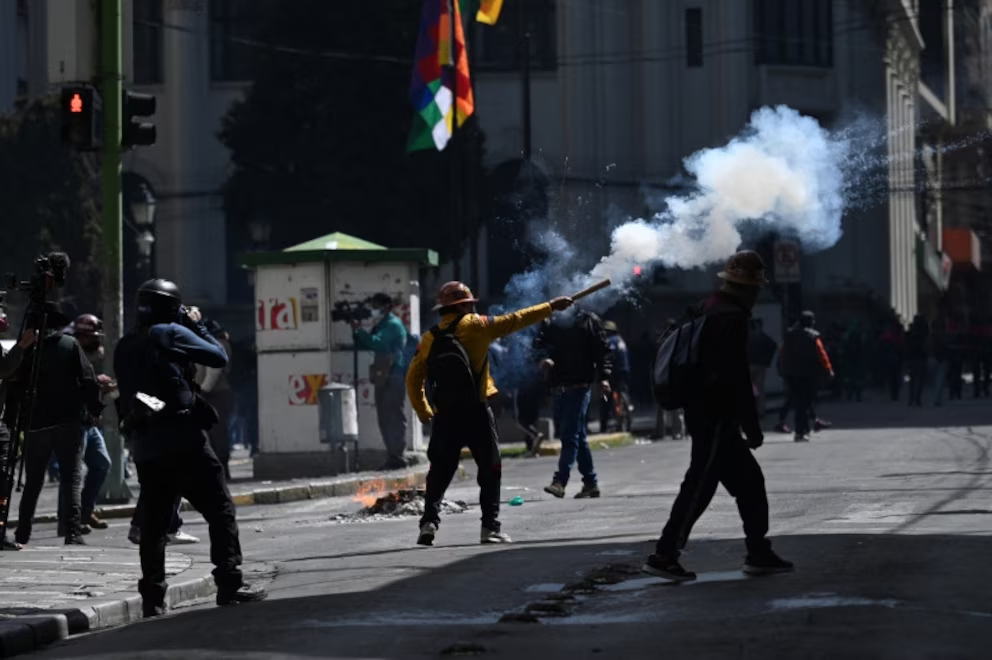 suman 51 los bloqueos y los campesinos de La Paz convocan a una marcha hacia el Palacio de Gobierno