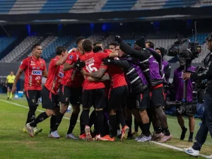 Caracas y UCV ya conocen sus rivales en playoffs de Sudamericana