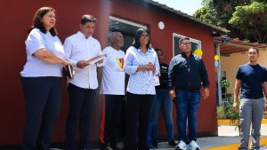 Delcy Rodríguez ordena tomar fondos que están desbloqueando del FMI para ‘culminar viviendas’