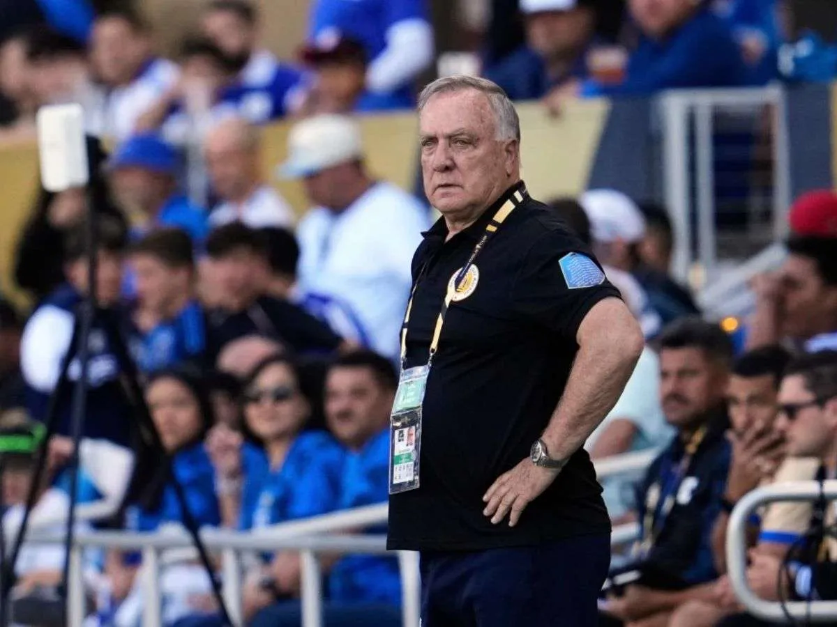Curazao vuelve a contratar a Dick Advocaat