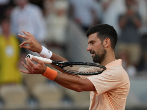 Djokovic sacó una sufrida victoria en Roland Garros