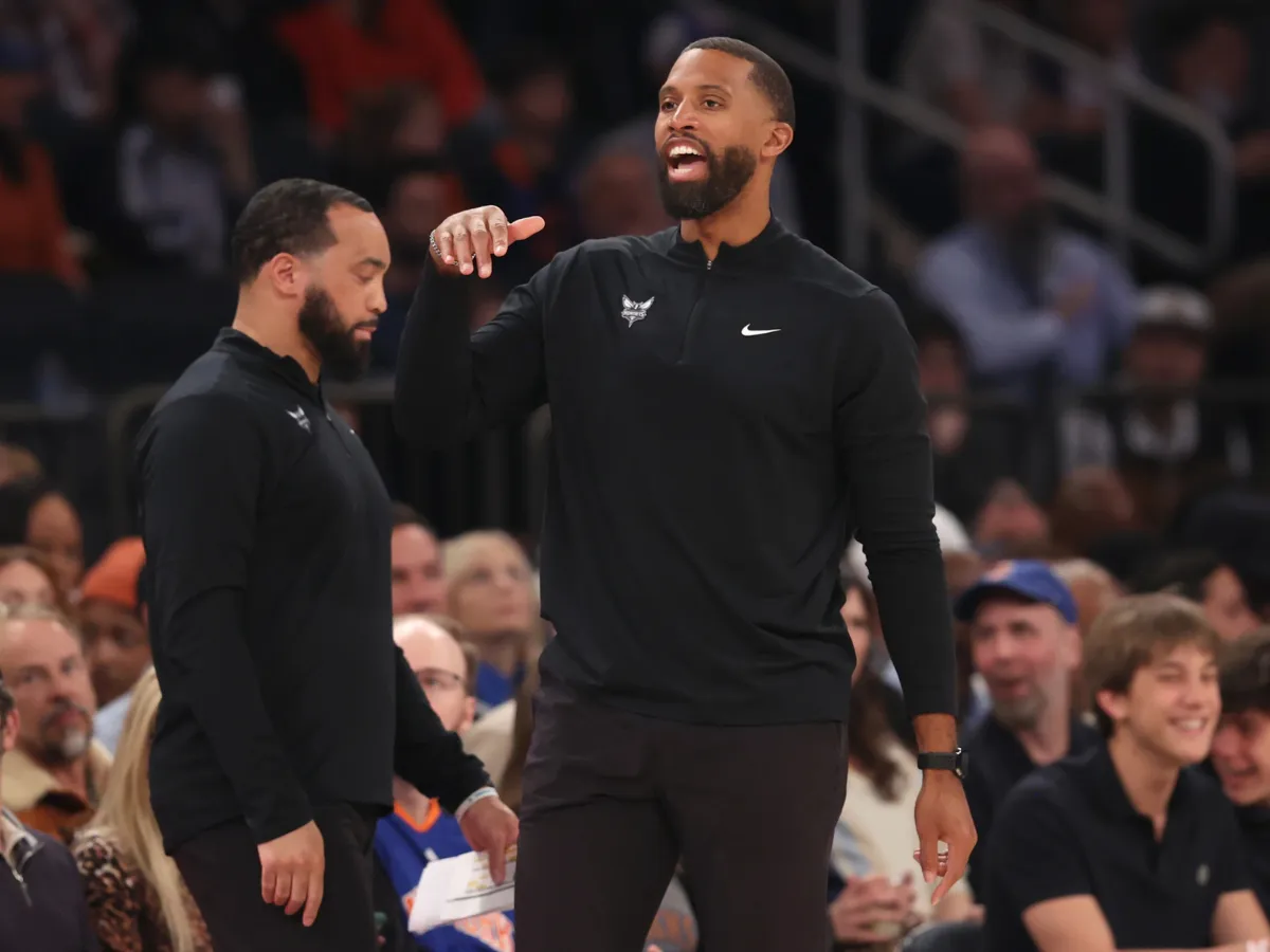Los Hornets extendieron el contrato de su entrenador