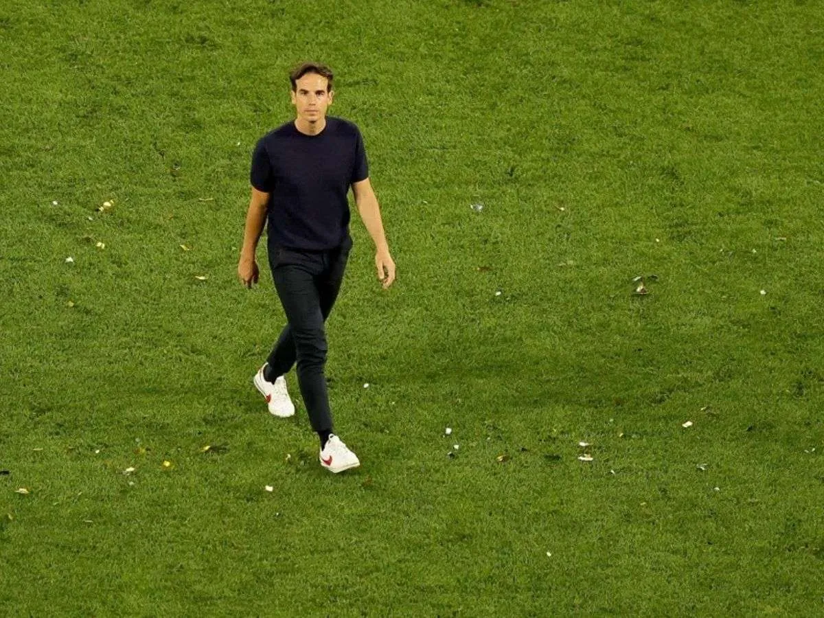 Íñigo Pérez deja el banquillo de Rayo Vallecano