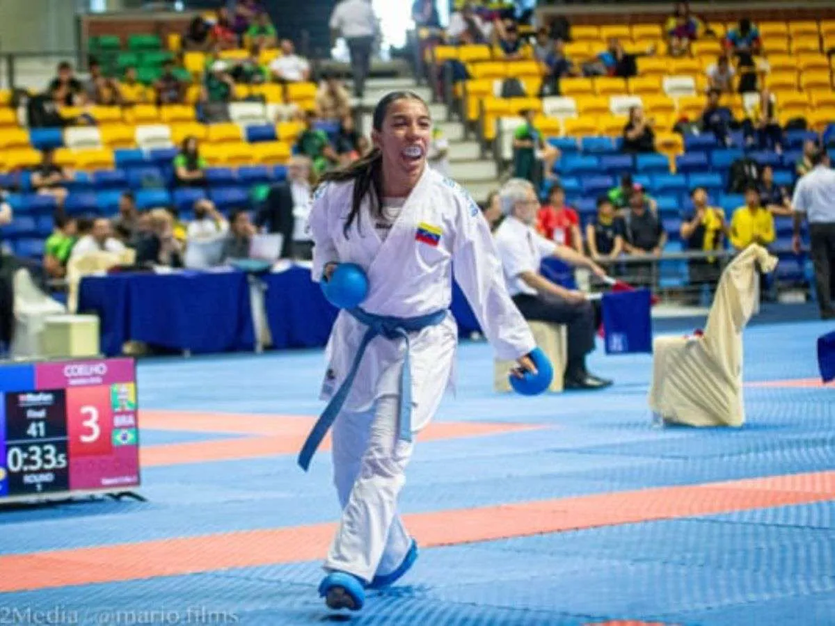 Loyo busca la escalera dorada en el panamericano de karate