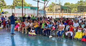 Entregan dotación deportiva a 19 escuelas de Puerto La Cruz