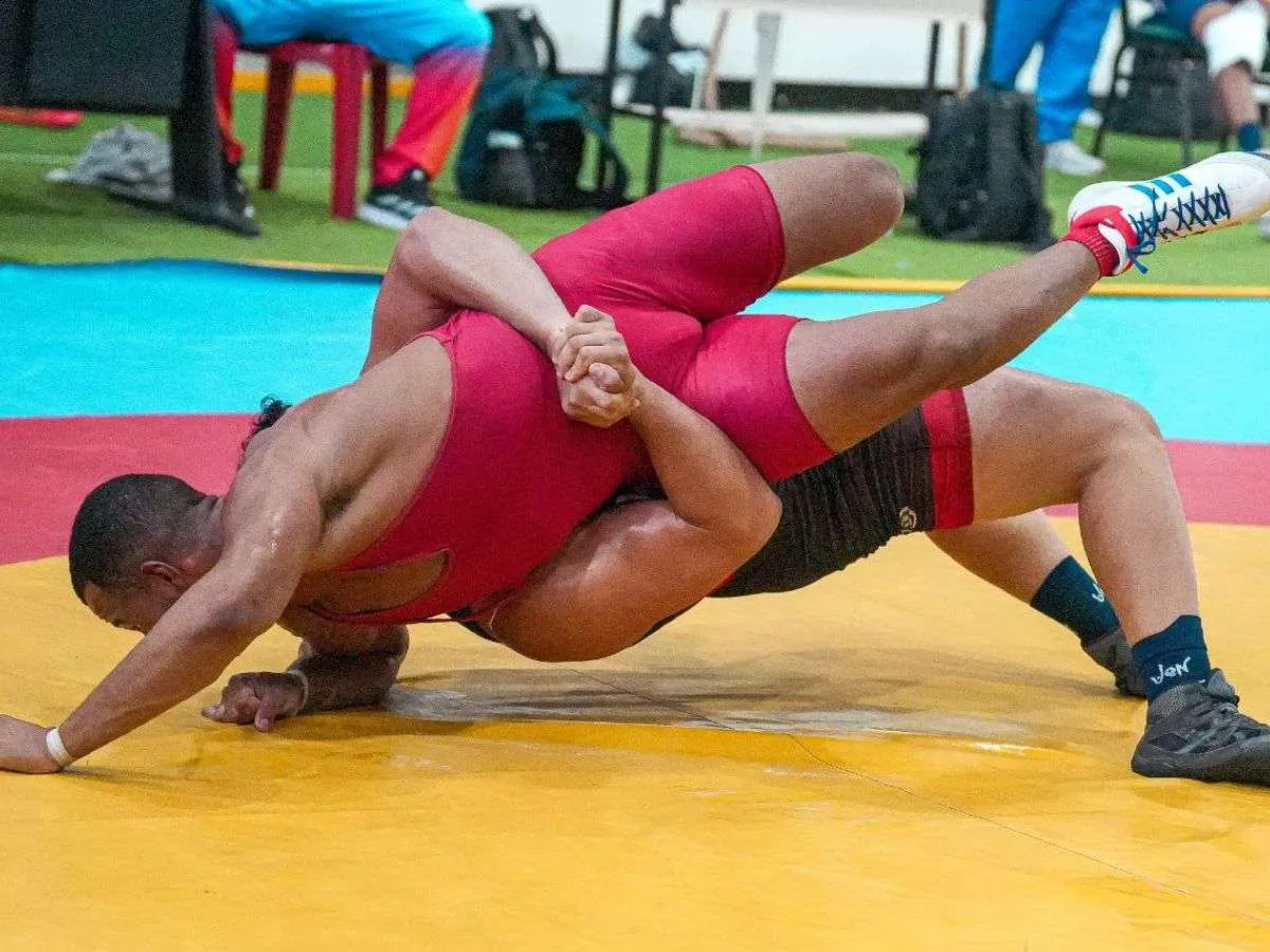 Gladiadores arrasó en segunda jornada de la Liga de Lucha