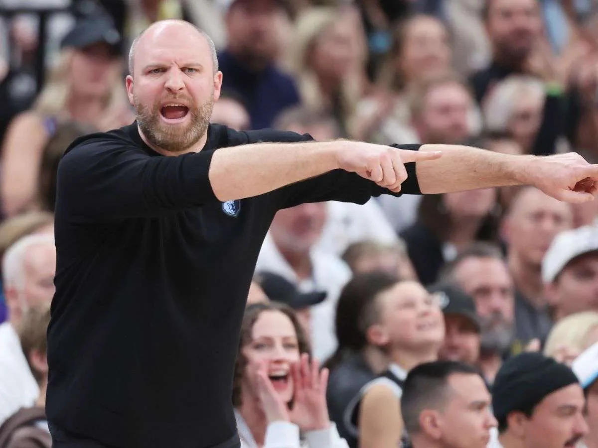 Bucks contratan al entrenador Taylor Jenkins