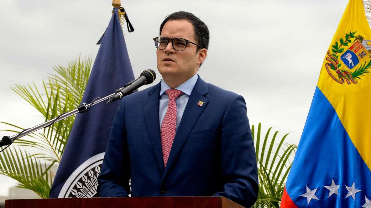 Venezuela designa a Calixto Ortega como gobernador ante el FMI
