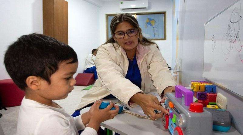 Min. Defensa reinaugura el Centro de Atención Integral al Niño en Caracas