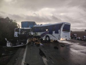 Tragedia en la Troncal 9: Nueve muertos tras choque de autobús que regresaba de Mochima