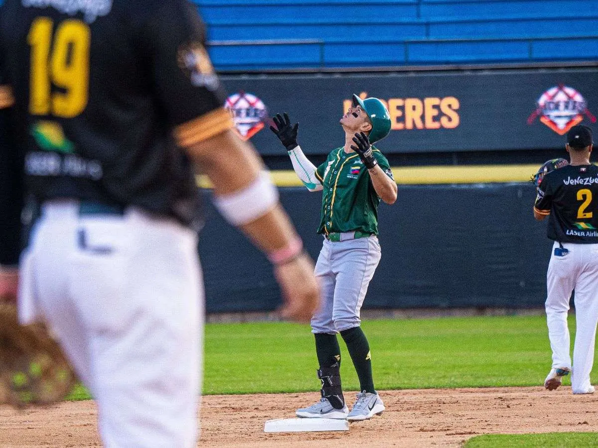 Yonathan Mendoza valora los 200 hits con Samanes