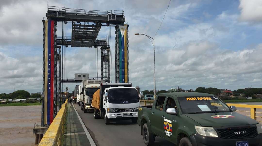 Regiones envían ayuda de los centros de acopio hacia el centro del país
