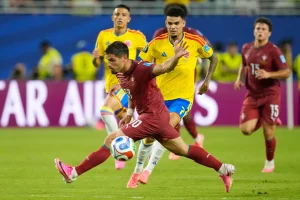 Colombia primera de su grupo al empatar con Portugal