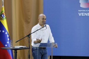 Jóvenes se incorporan al debate de la reestructuración del Gobierno