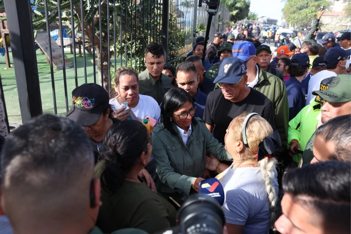 Gobierno Nacional envía 2.600 toneladas de alimentos a La Guaira en plan de contingencia