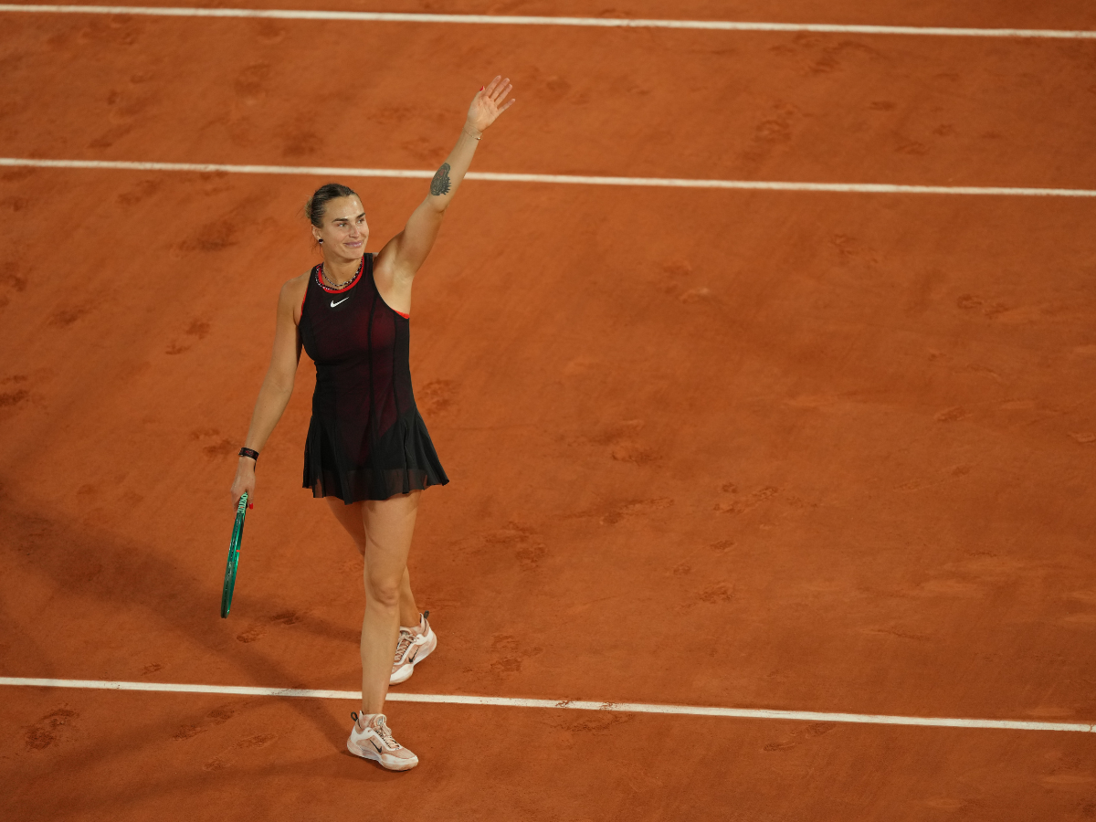 Sabalenka eliminó a Osaka de Roland Garros