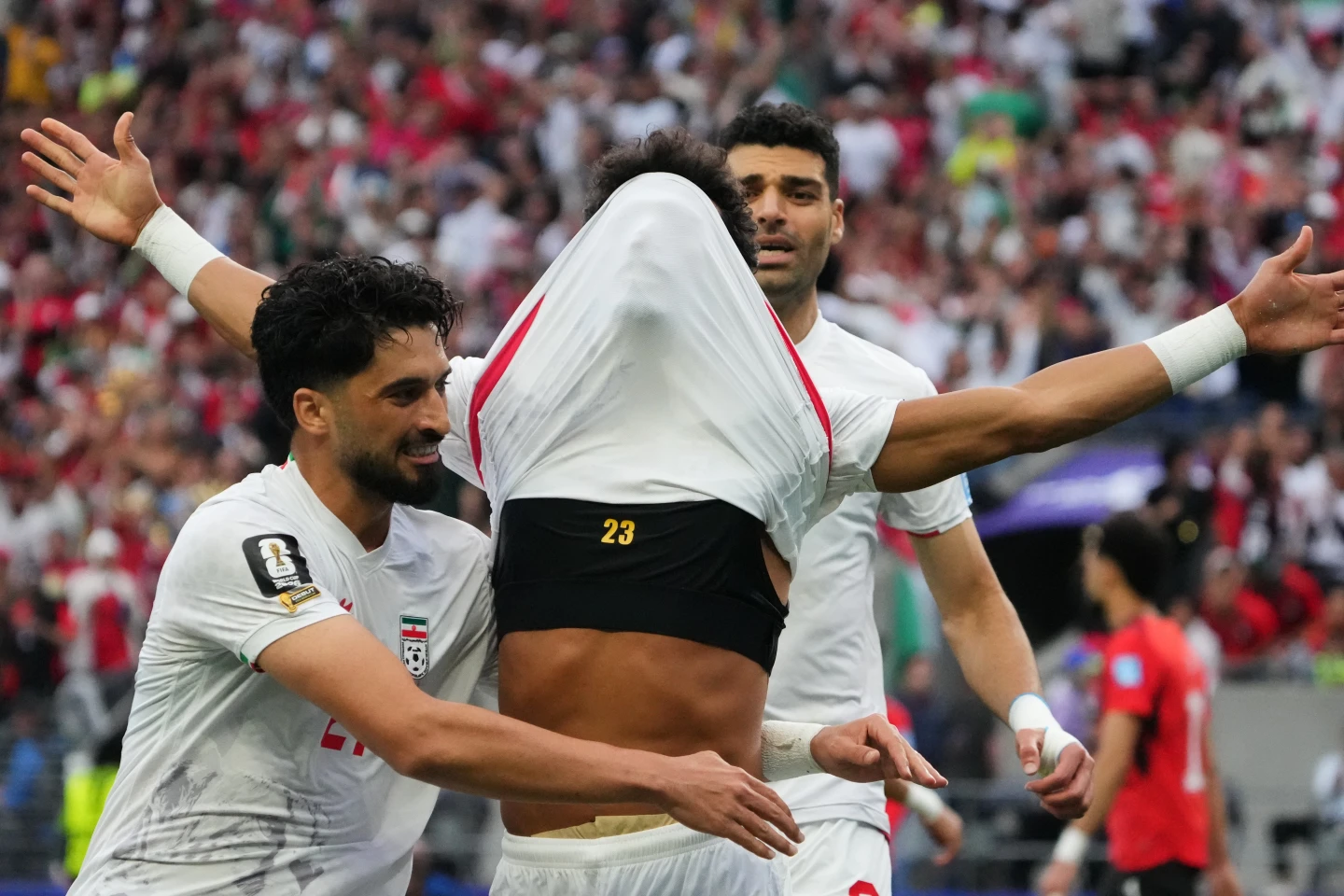 Egipto saca empate ante Irán y clasifica a 16vos de final