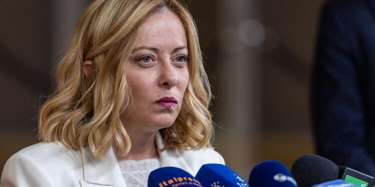 Giorgia Meloni felicita a De la Espriella y dice que trabajarán juntos contra el narcotráfico