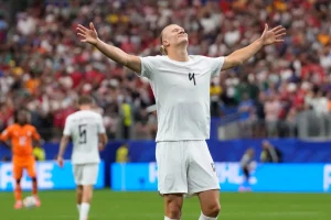 Noruega avanza a octavos de final Haaland marcó el gol de la victoria 2-1 ante Costa de Marfil