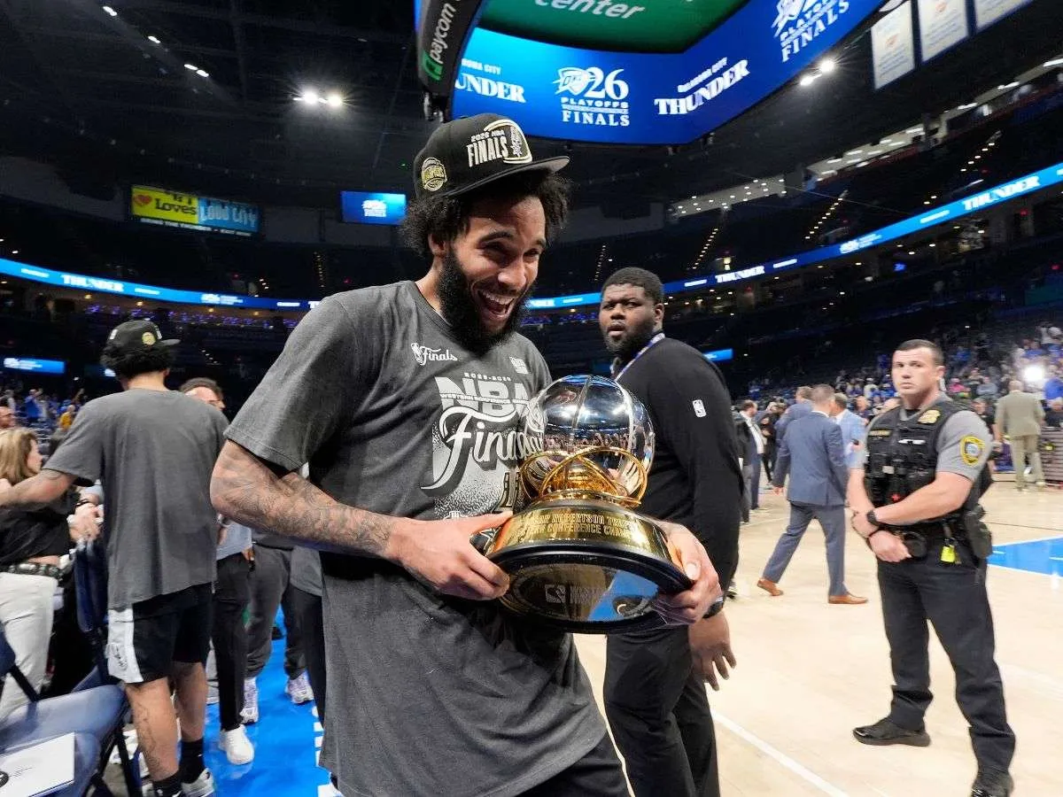 Los Spurs renuevan el contrato de Julian Champagnie