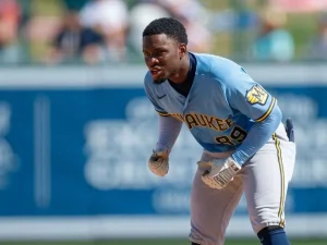 Luis Lara firmó un gran bono con Milwaukee