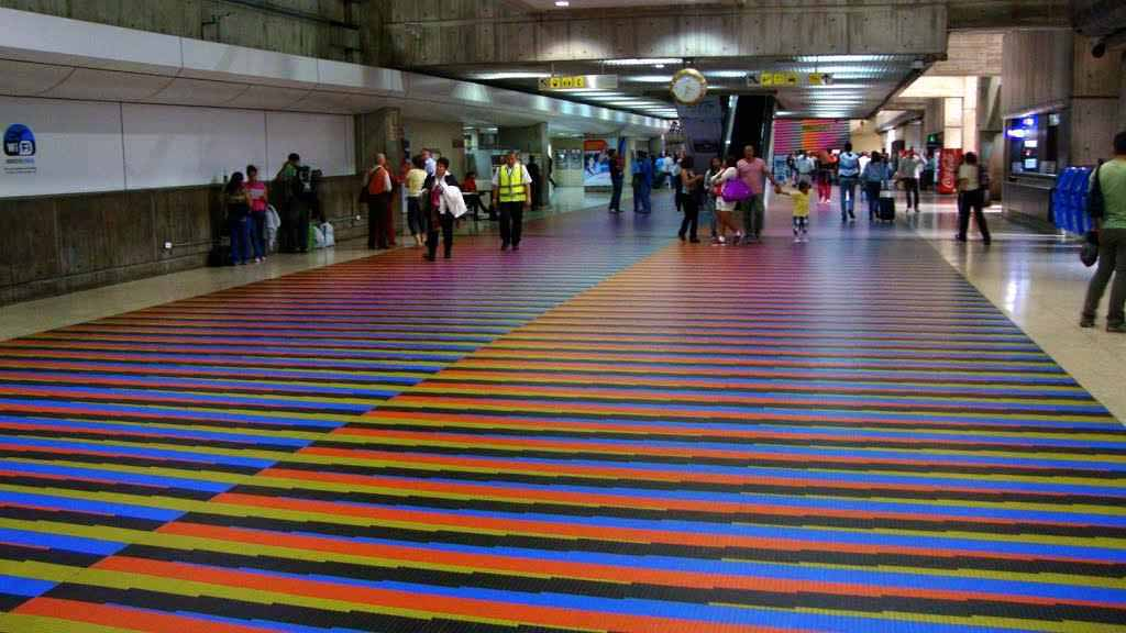 Cerrado el Aeropuerto Internacional de Maiquetía por daños tras sismos