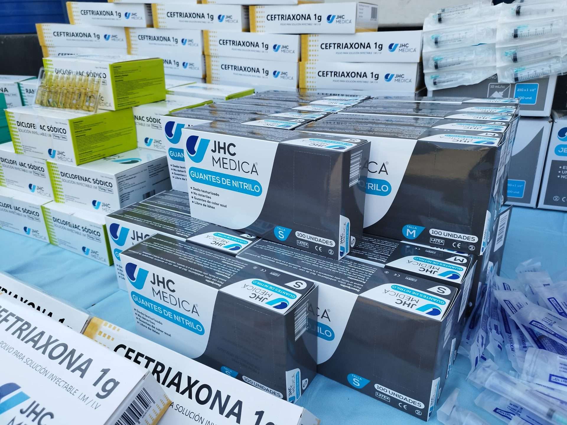 Bloqueo de EEUU frena producción de 300 medicamentos en Cuba