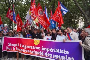 Realizan acto de solidaridad con Cuba en París